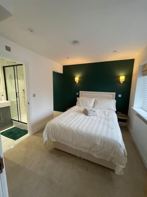 Newly Renovated 3 Bed Property - Countryside Views Dunstall ภายนอก รูปภาพ