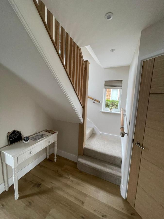 Newly Renovated 3 Bed Property - Countryside Views Dunstall ภายนอก รูปภาพ