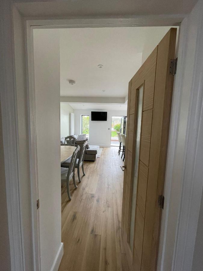 Newly Renovated 3 Bed Property - Countryside Views Dunstall ภายนอก รูปภาพ